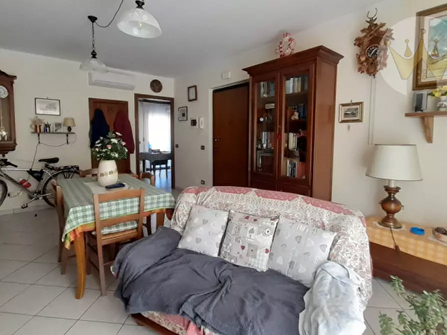 Immagine 3 di Appartamento in vendita  in via Alcide de Gaspari 15 a Cormons