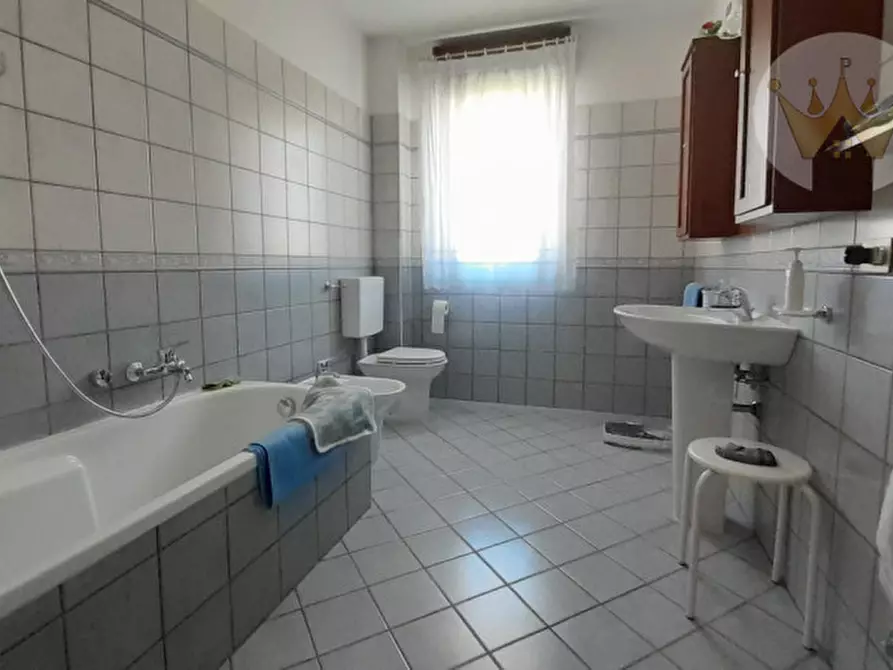 Immagine 15 di Appartamento in vendita  in via Alcide de Gaspari 15 a Cormons