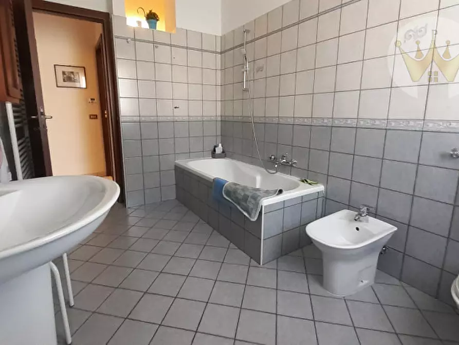 Immagine 16 di Appartamento in vendita  in via Alcide de Gaspari 15 a Cormons