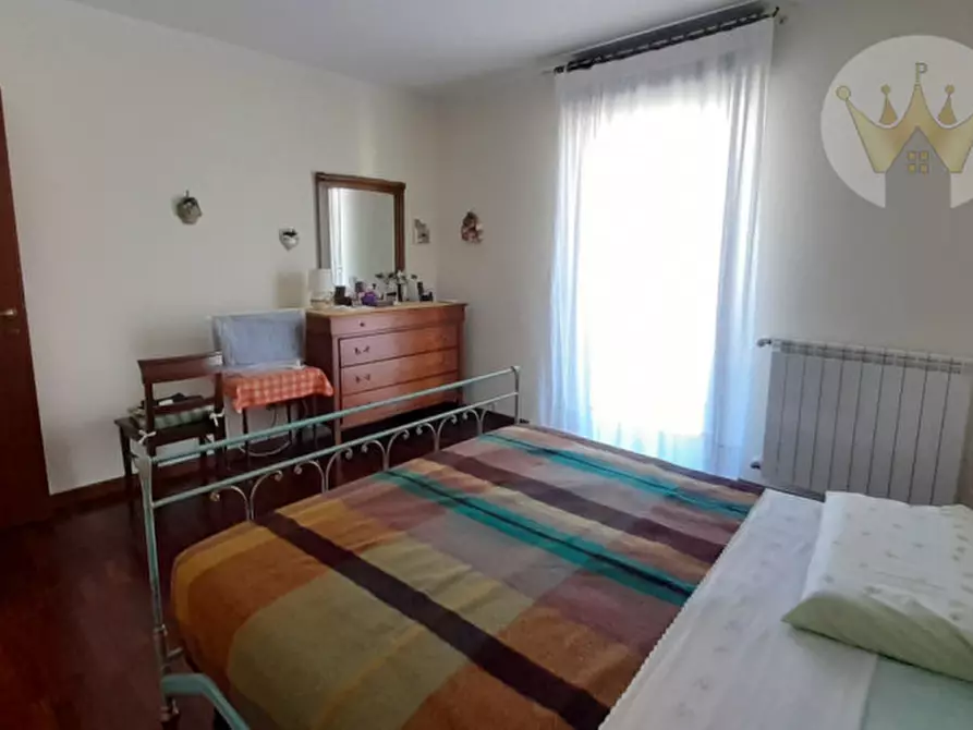 Immagine 18 di Appartamento in vendita  in via Alcide de Gaspari 15 a Cormons