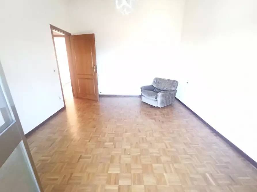 Immagine 13 di Appartamento in vendita  in Via Giuseppe Garibaldi a Castiglione Del Lago