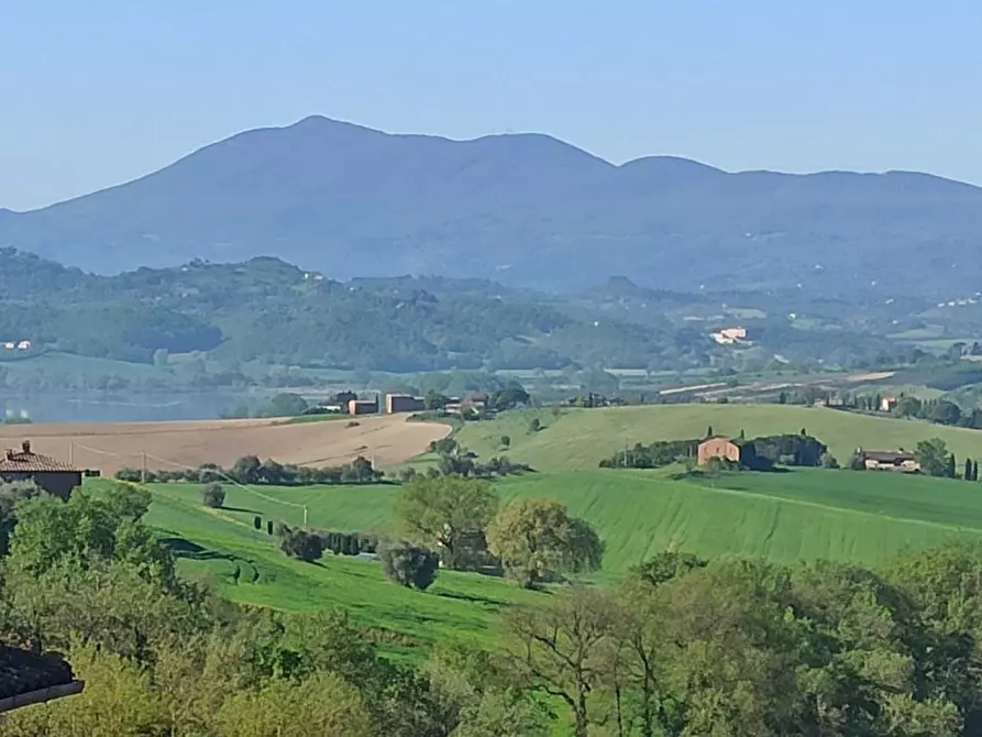 Immagine 21 di Appartamento in vendita  in Via Giuseppe Garibaldi a Castiglione Del Lago
