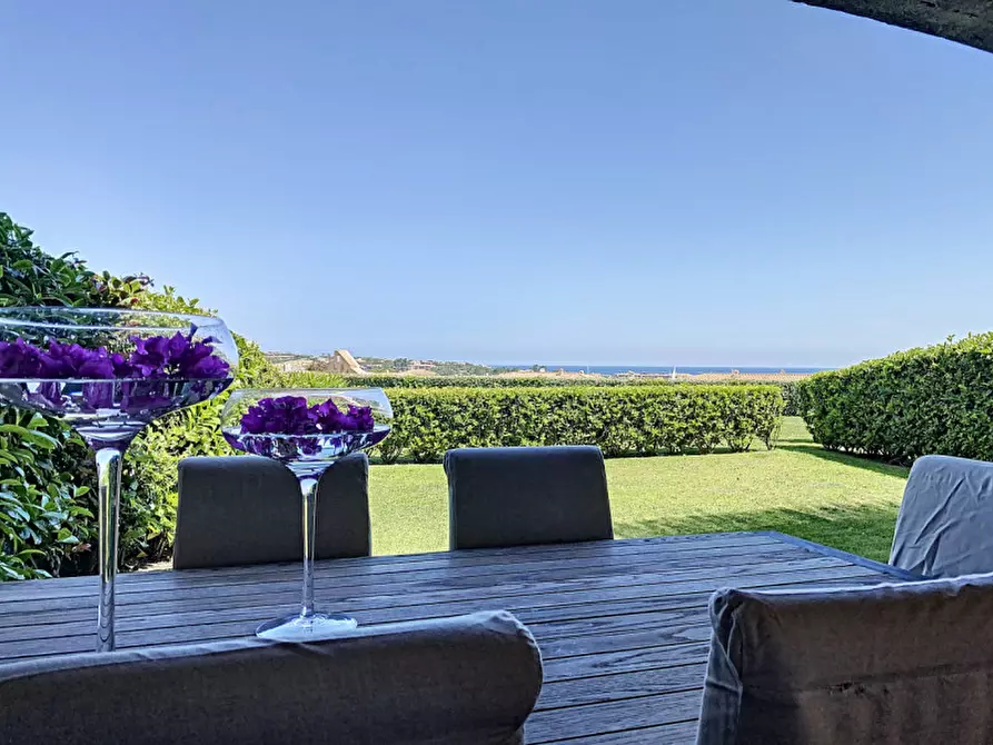 Immagine 22 di Appartamento in vendita  in la piazza del principe a Arzachena