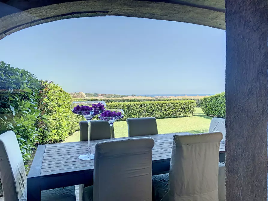 Immagine 23 di Appartamento in vendita  in la piazza del principe a Arzachena