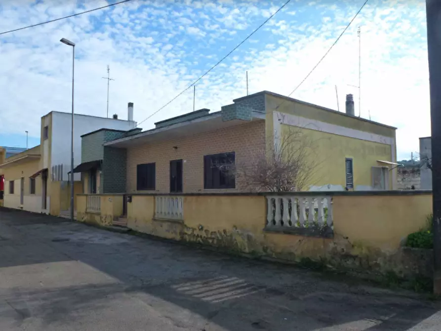 Immagine 2 di Appartamento in vendita  in VIA GIUSEPPE PISANELLI, 7 a Taurisano