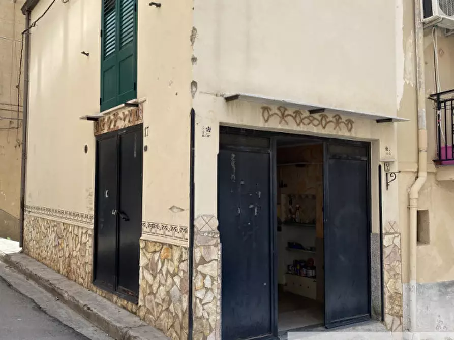 Immagine 1 di Garage in vendita  in salita delle croci a Monreale