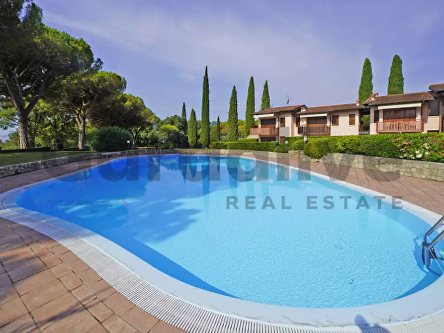 Immagine 2 di Appartamento in vendita  in Via Panoramica 90 a Gardone Riviera