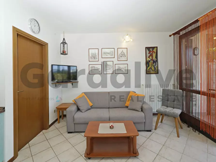 Immagine 5 di Appartamento in vendita  in Via Panoramica 90 a Gardone Riviera