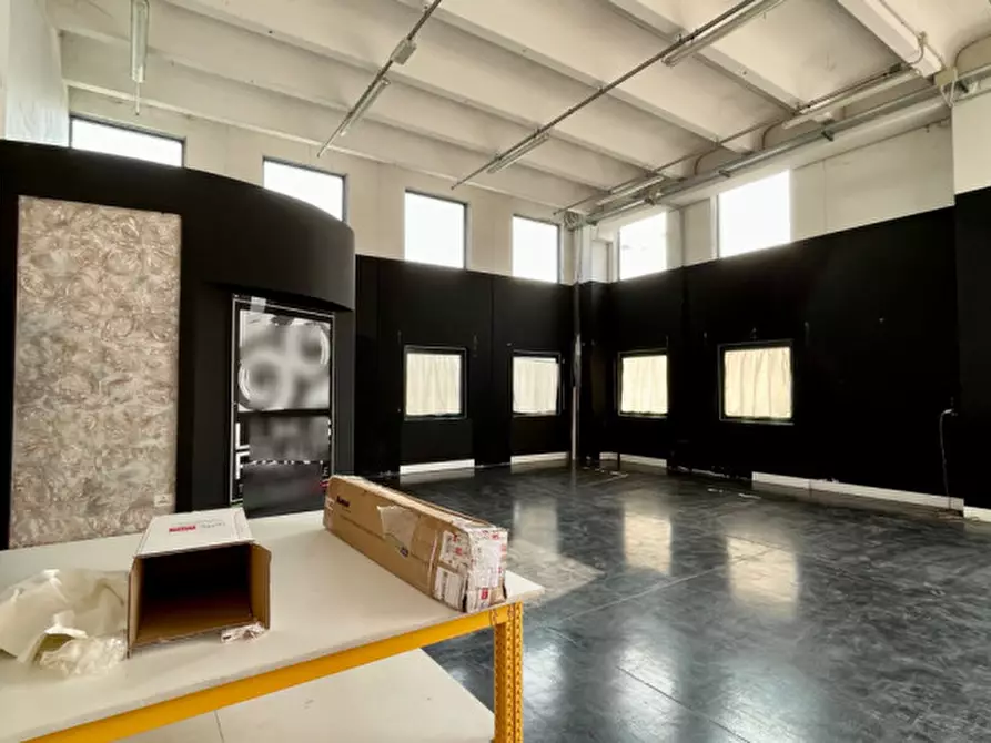 Immagine 3 di Capannone industriale in affitto  in Via breda a Cadoneghe