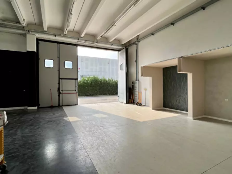 Immagine 7 di Capannone industriale in affitto  in Via breda a Cadoneghe