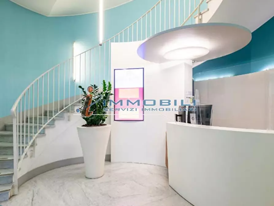 Immagine 3 di Ufficio in affitto  in VIA BARLETTA a Milano