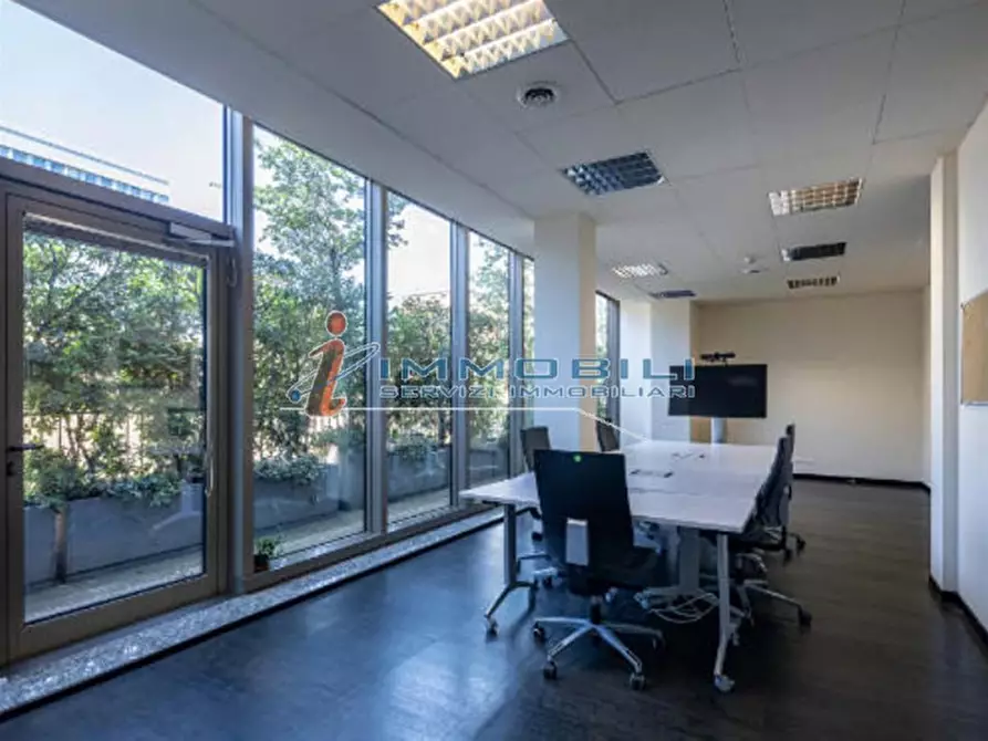 Immagine 5 di Ufficio in affitto  in VIA BARLETTA a Milano