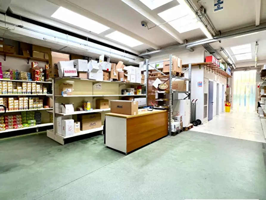 Immagine 9 di Capannone industriale in vendita  in Via Dante Alighieri a Stra