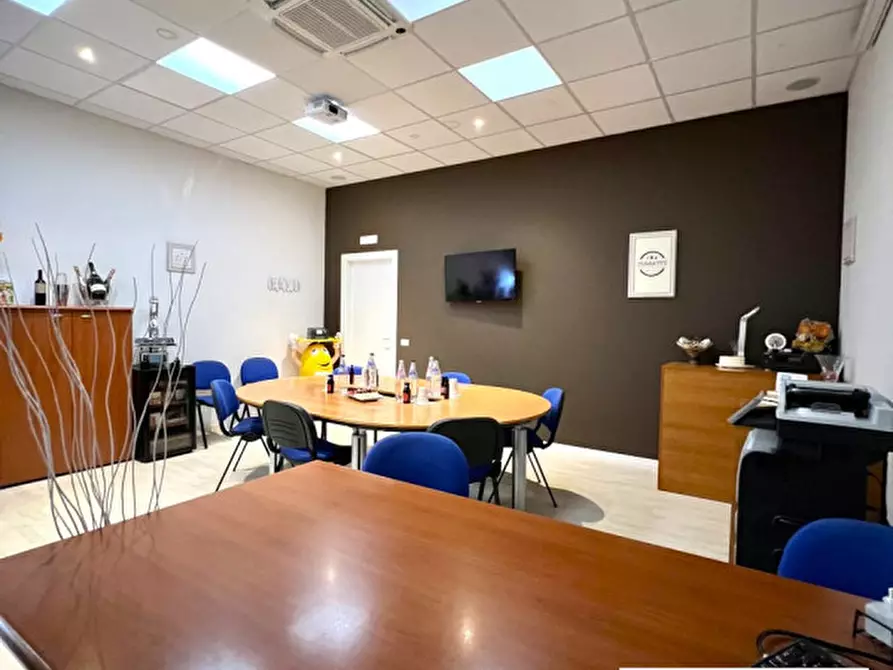 Immagine 13 di Capannone industriale in vendita  in Via Dante Alighieri a Stra