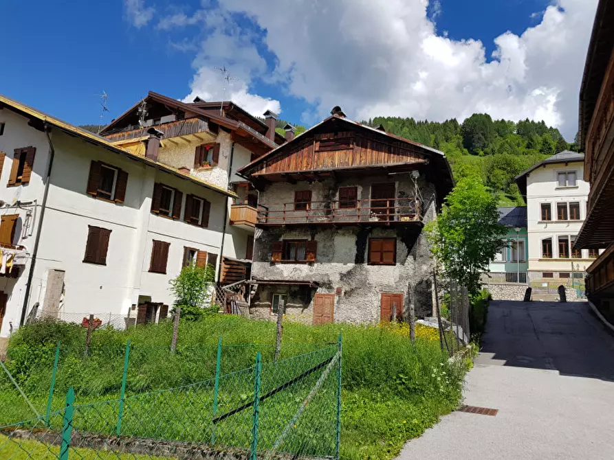 Immagine 1 di Rustico / casale in vendita  in Via Nazionale a Santo Stefano Di Cadore