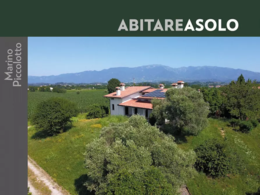 Immagine 1 di Villa in vendita  in via Ca' Falier a Asolo