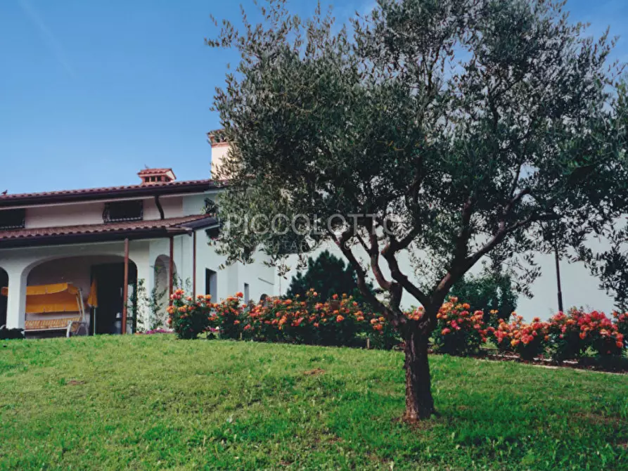 Immagine 8 di Villa in vendita  in via Ca' Falier a Asolo
