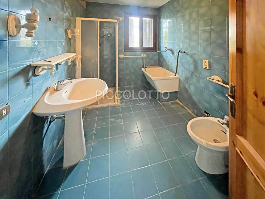 Immagine 24 di Villa in vendita  in via Ca' Falier a Asolo