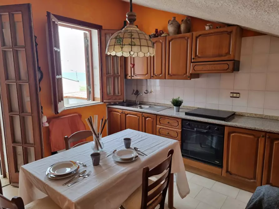 Immagine 3 di Appartamento in vendita  in VIA NETTUNO, 135 a Milazzo