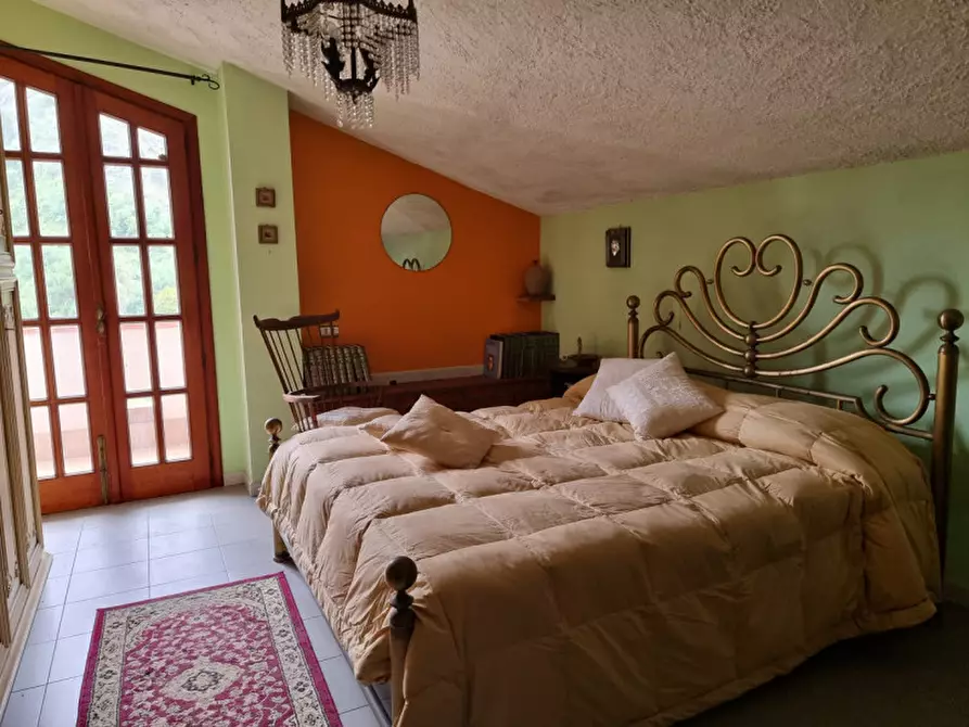 Immagine 12 di Appartamento in vendita  in VIA NETTUNO, 135 a Milazzo