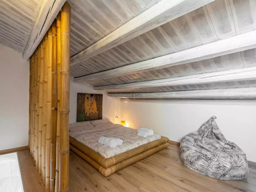 Immagine 16 di Appartamento in vendita  in Piazza del popolo 117 a Vittoria