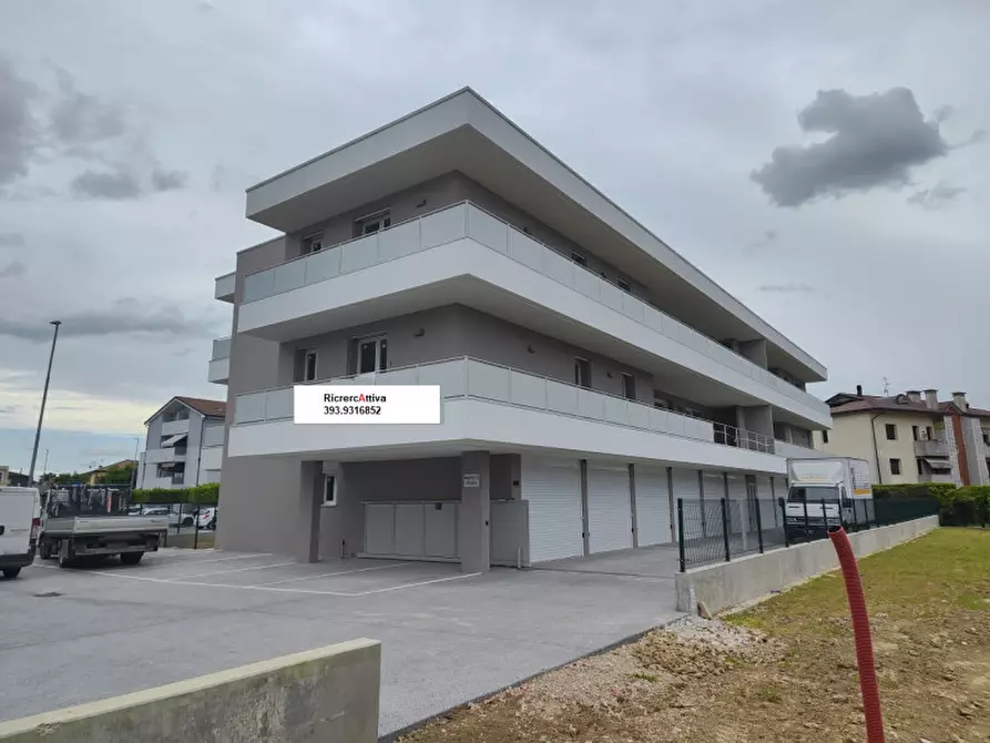 Immagine 2 di Appartamento in vendita  in via Botticelli a Selvazzano Dentro