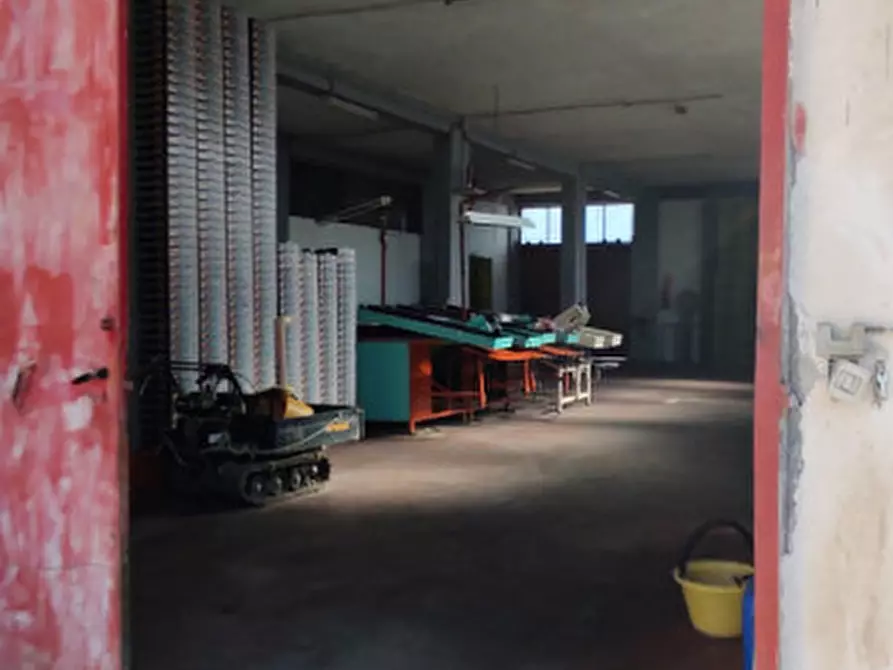 Immagine 20 di Magazzino in vendita  in c.da Pizzotto snc a Palagonia