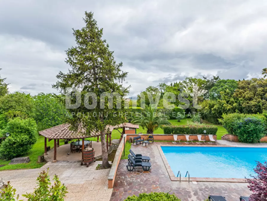 Immagine 1 di Villa in vendita  in Via dell'acqua acetosa a Ciampino