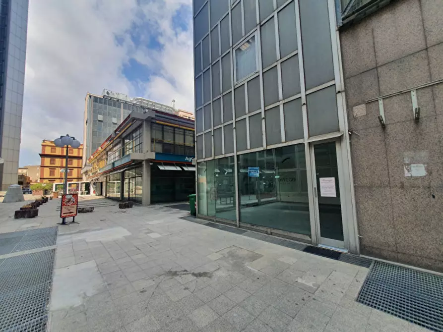 Immagine 3 di Ufficio in vendita  in Centro Direzionale a Napoli