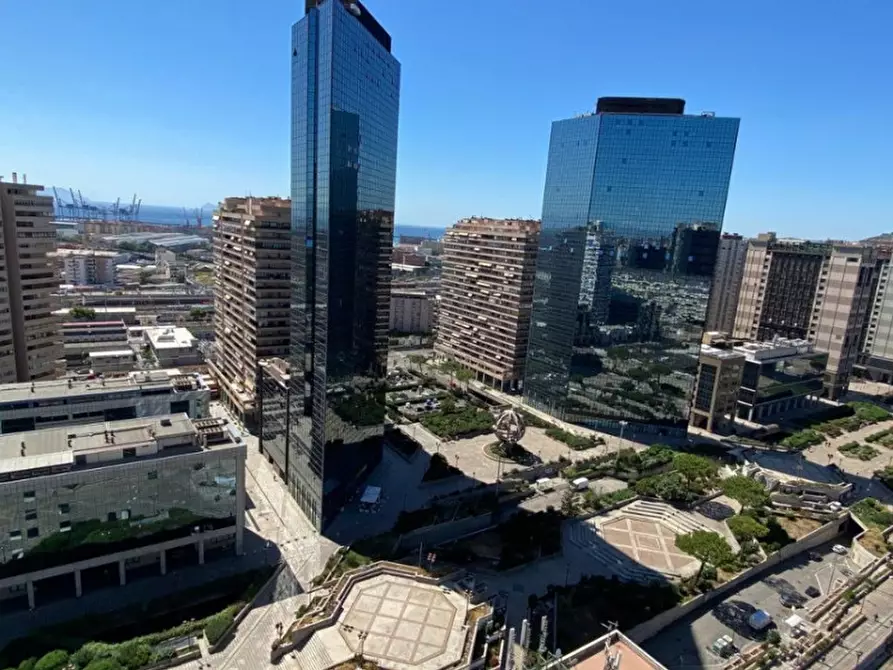 Immagine 10 di Ufficio in vendita  in Centro Direzionale a Napoli