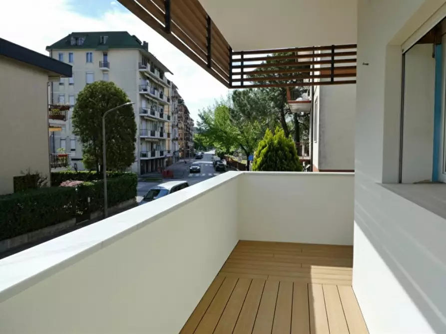 Immagine 12 di Appartamento in affitto  in Viale Guglielmo Pecori Giraldi a Vicenza