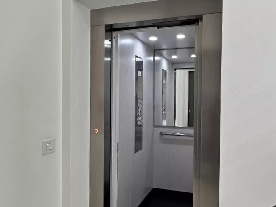 Immagine 20 di Appartamento in affitto  in Viale Guglielmo Pecori Giraldi a Vicenza
