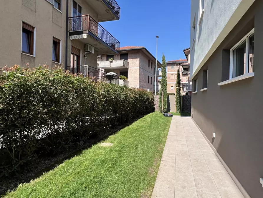 Immagine 23 di Appartamento in affitto  in Viale Guglielmo Pecori Giraldi a Vicenza