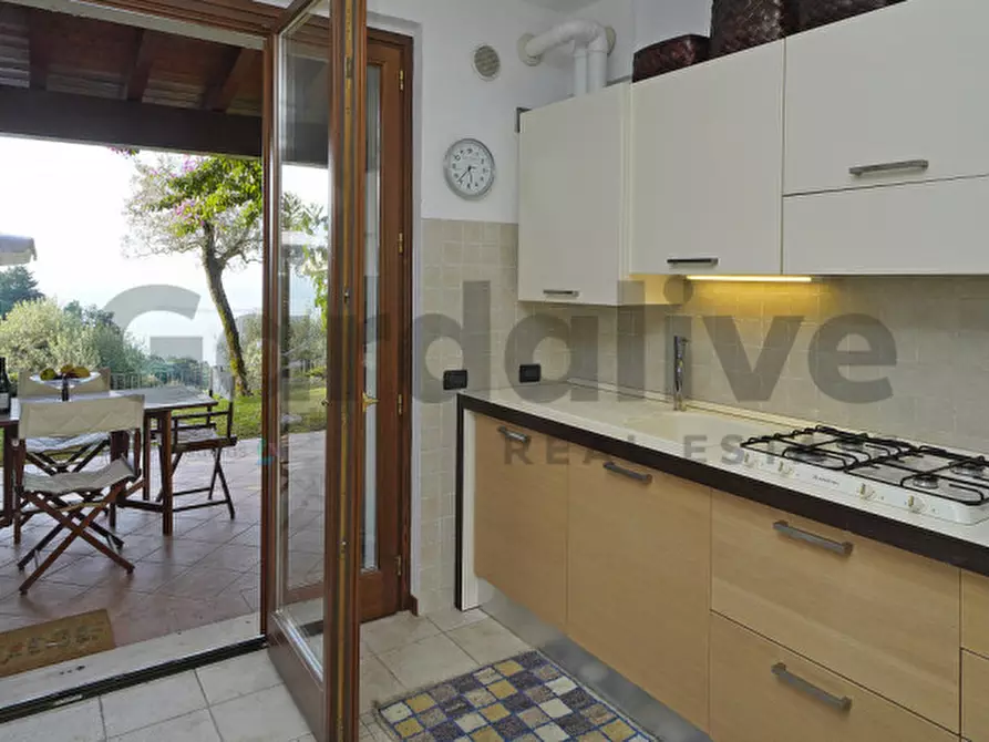 Immagine 14 di Appartamento in vendita  in Via Panoramica 43 a Gardone Riviera