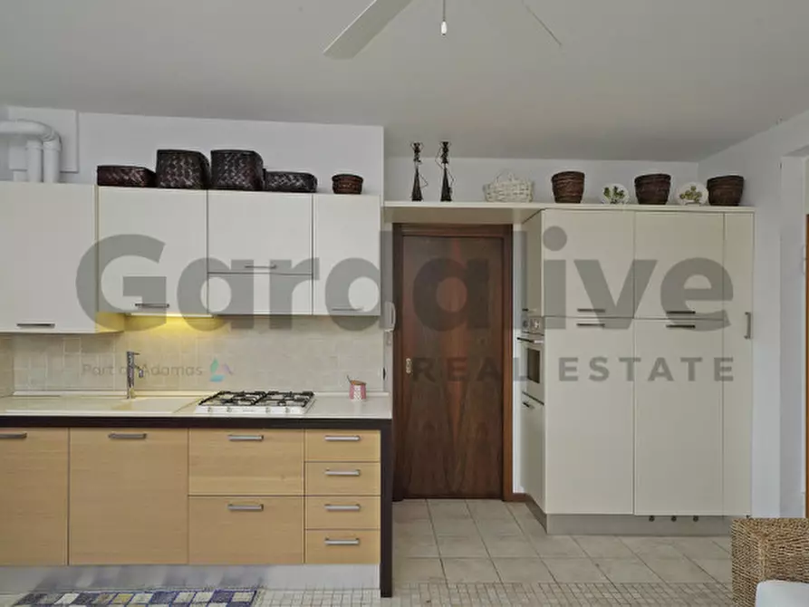 Immagine 15 di Appartamento in vendita  in Via Panoramica 43 a Gardone Riviera