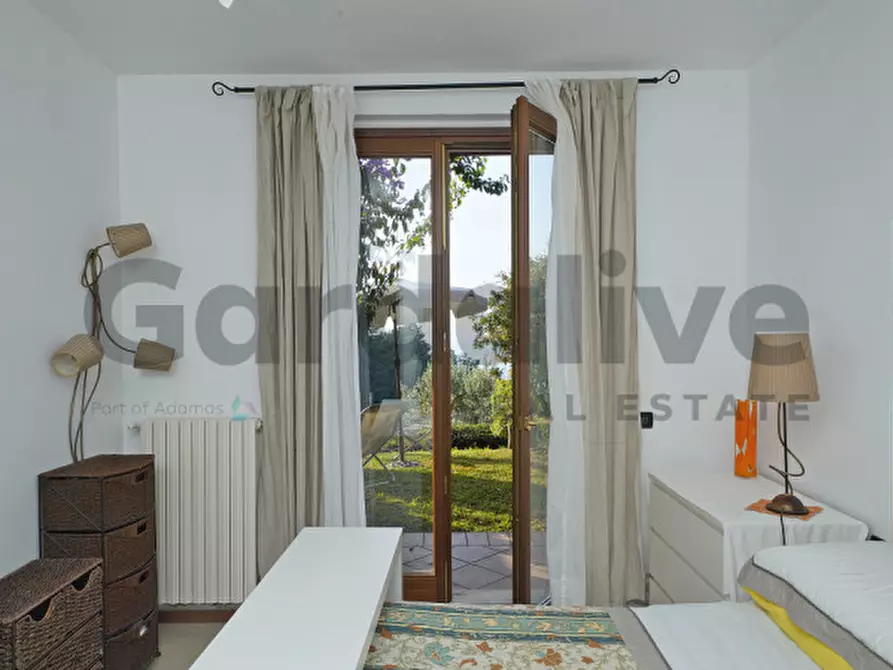Immagine 25 di Appartamento in vendita  in Via Panoramica 43 a Gardone Riviera