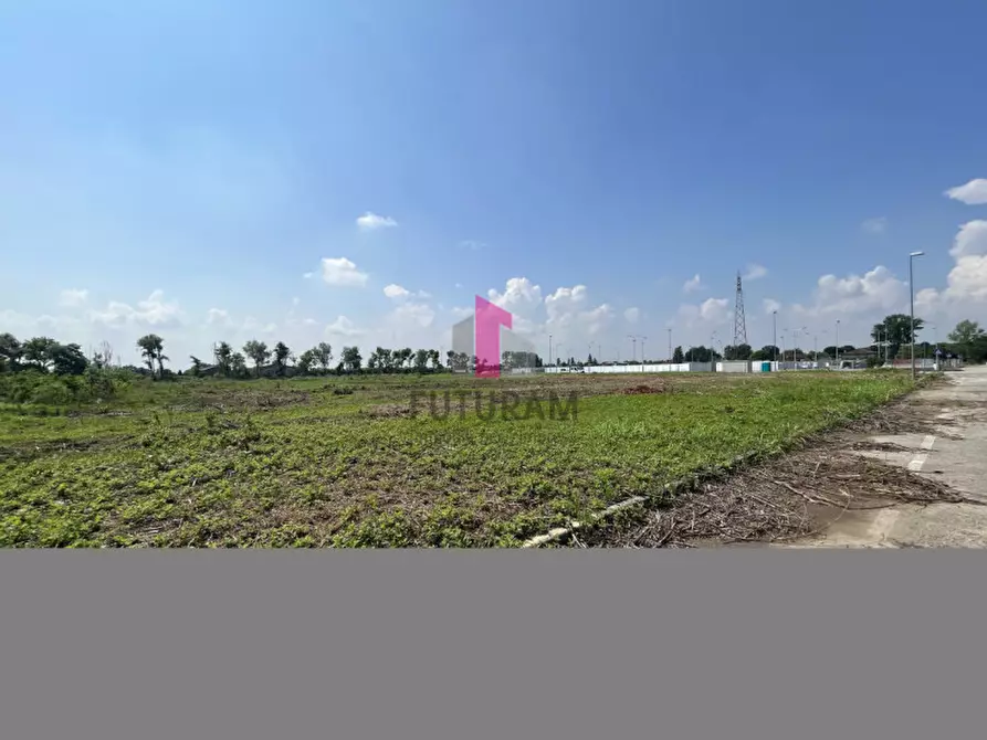 Immagine 25 di Terreno in vendita  in Via Guido Rossa a Piazzola Sul Brenta