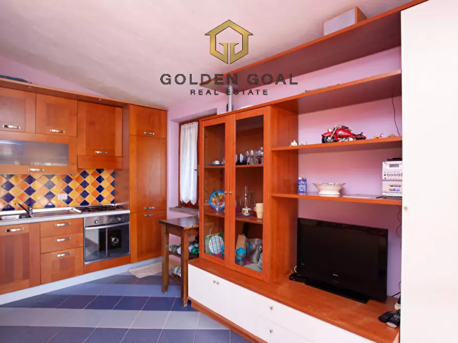 Immagine 9 di Villetta a schiera in vendita  in Via dei Giacinti a Budoni