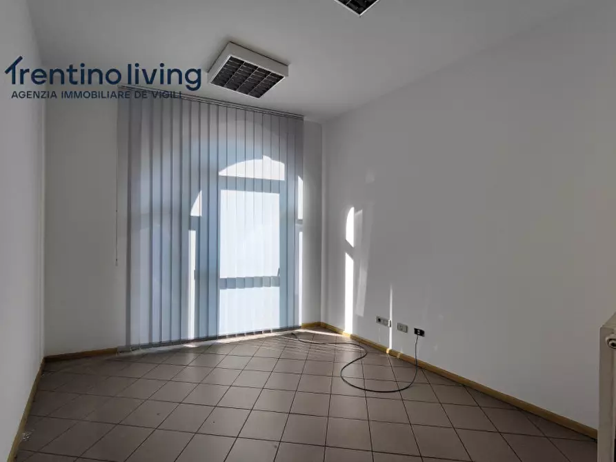 Immagine 4 di Ufficio in vendita  in via Rotaliana a Mezzolombardo