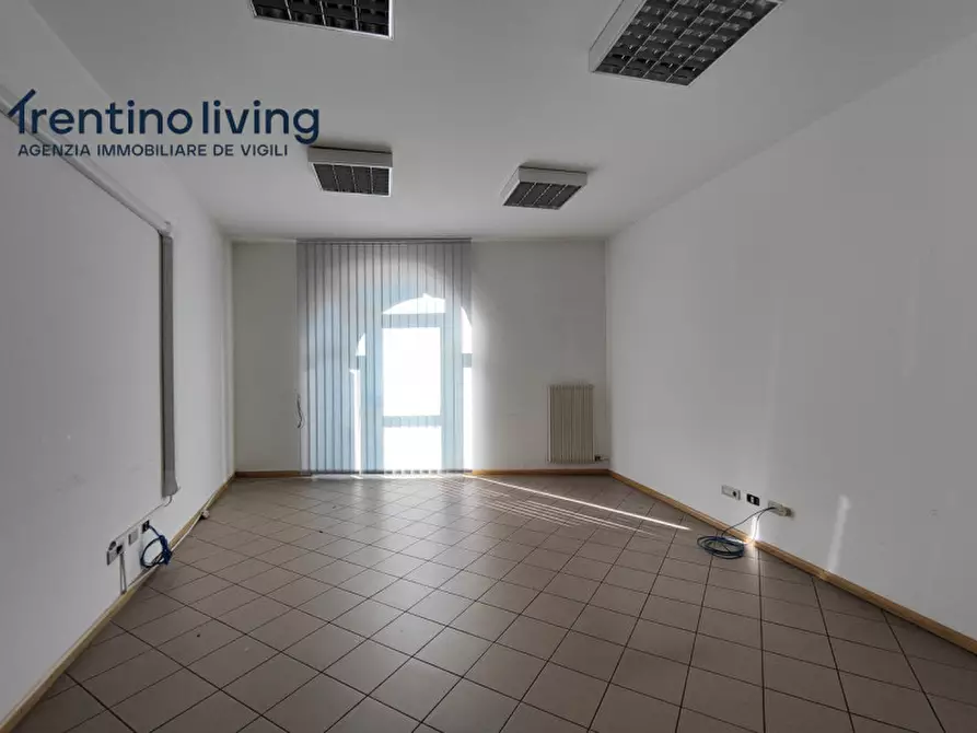 Immagine 6 di Ufficio in vendita  in via Rotaliana a Mezzolombardo