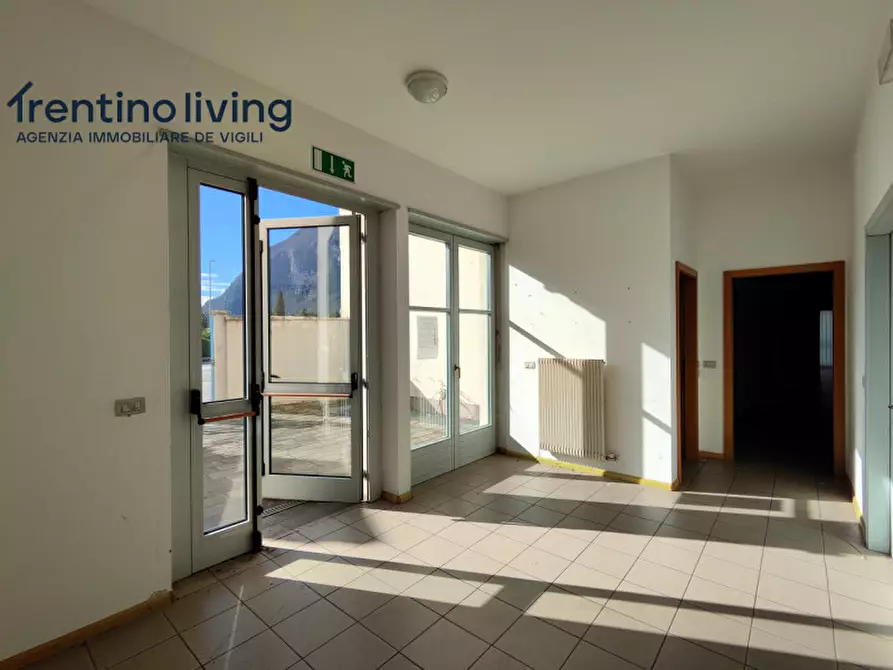 Immagine 9 di Ufficio in vendita  in via Rotaliana a Mezzolombardo