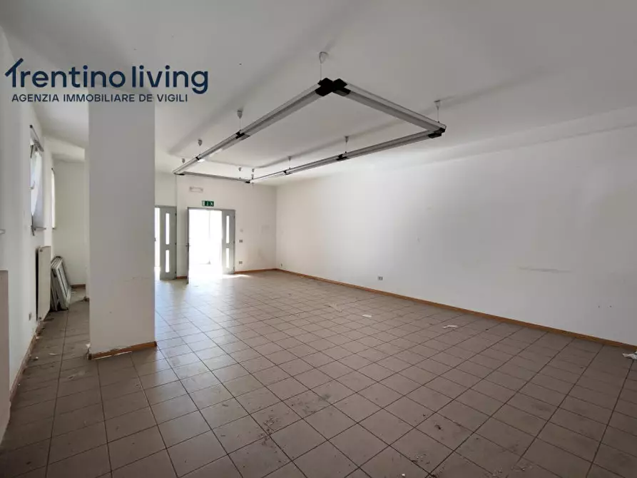 Immagine 12 di Ufficio in vendita  in via Rotaliana a Mezzolombardo