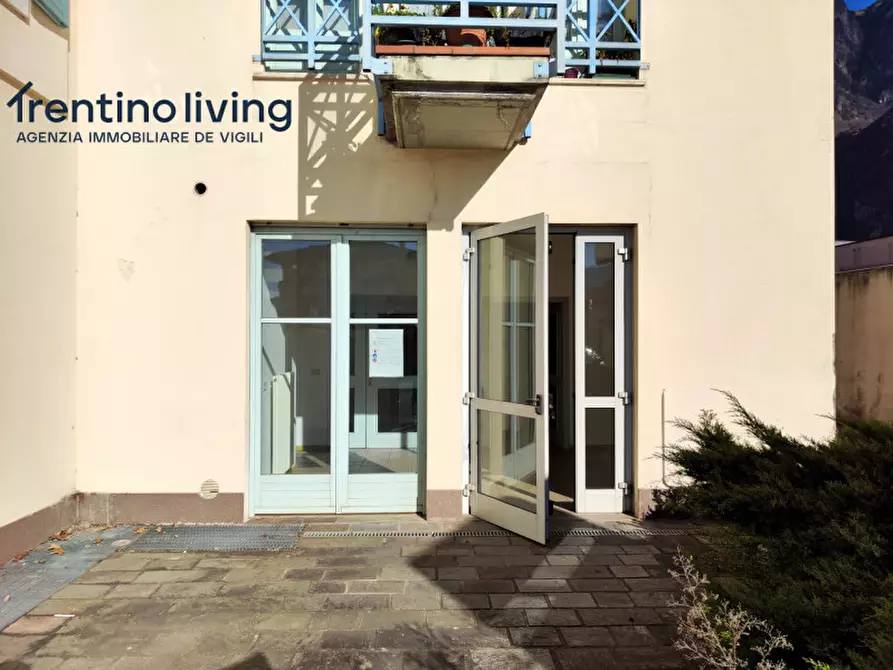 Immagine 14 di Ufficio in vendita  in via Rotaliana a Mezzolombardo