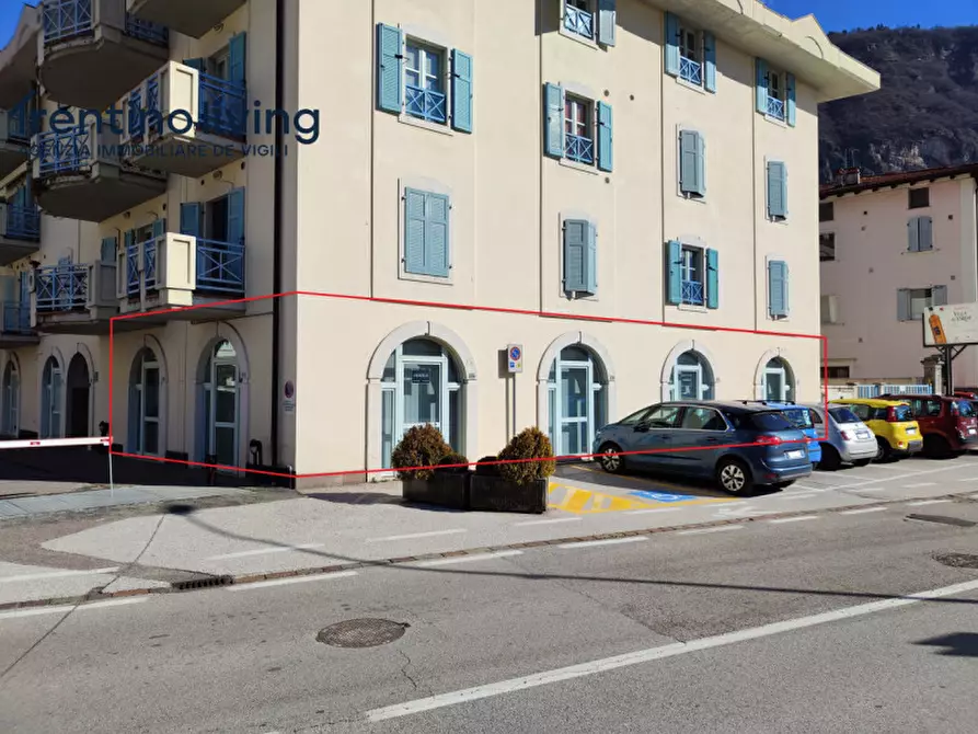 Immagine 16 di Ufficio in vendita  in via Rotaliana a Mezzolombardo