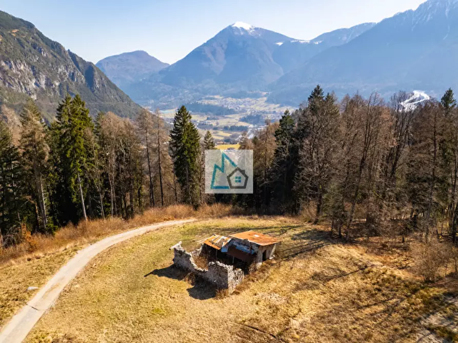 Immagine 1 di Rustico / casale in vendita  a Tione Di Trento