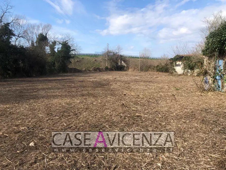 Immagine 31 di Terreno in vendita  in via roma a Grisignano Di Zocco
