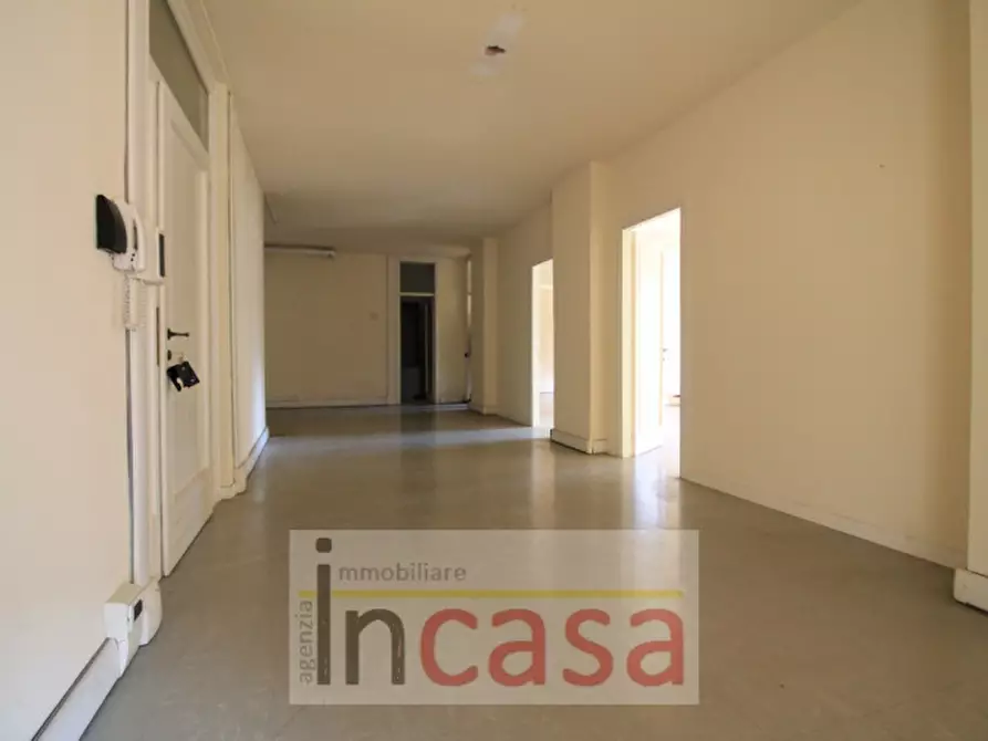 Immagine 1 di Ufficio in vendita  in Via Cesare Battisti a San Dona' Di Piave