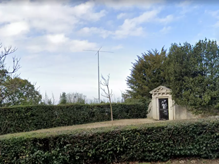 Immagine 1 di Villa in vendita  in Piazzale della Vittoria a Vicenza