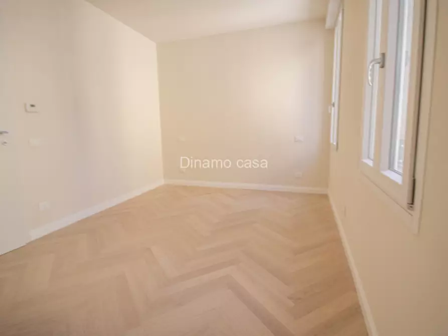 Immagine 7 di Appartamento in vendita  in Via Convenevole da Prato a Prato