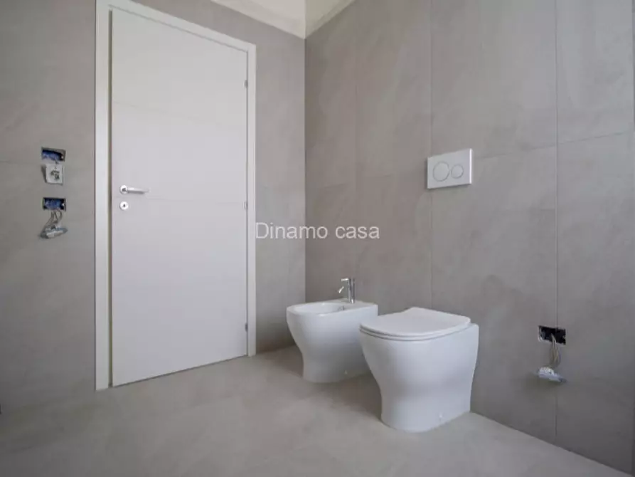 Immagine 8 di Appartamento in vendita  in Via Convenevole da Prato a Prato